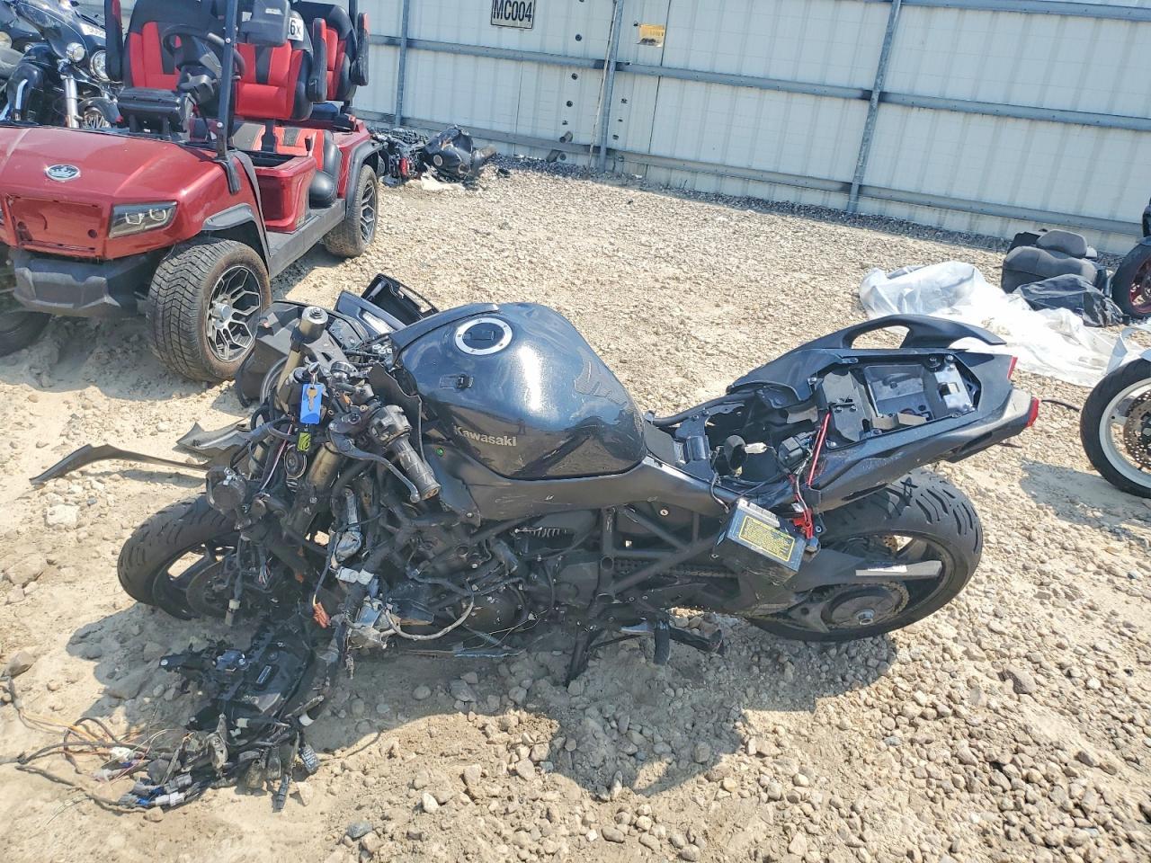 2018 Kawasaki Zx1002 A - Image 3