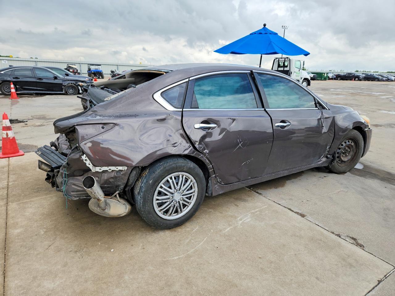 2015 Nissan Altima 2.5 S - Image 3