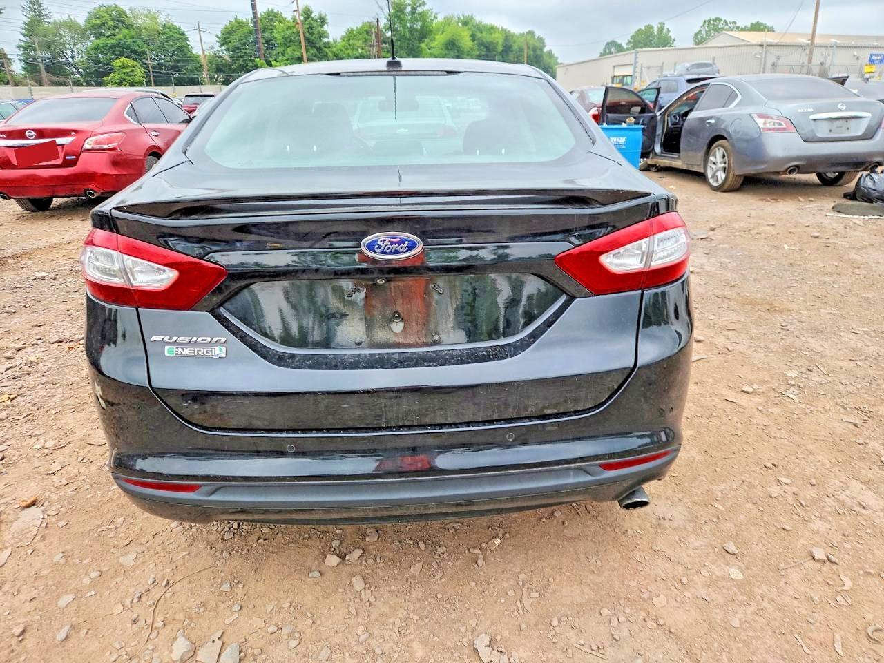 2016 Ford Fusion Titanium Phev - Фото 6