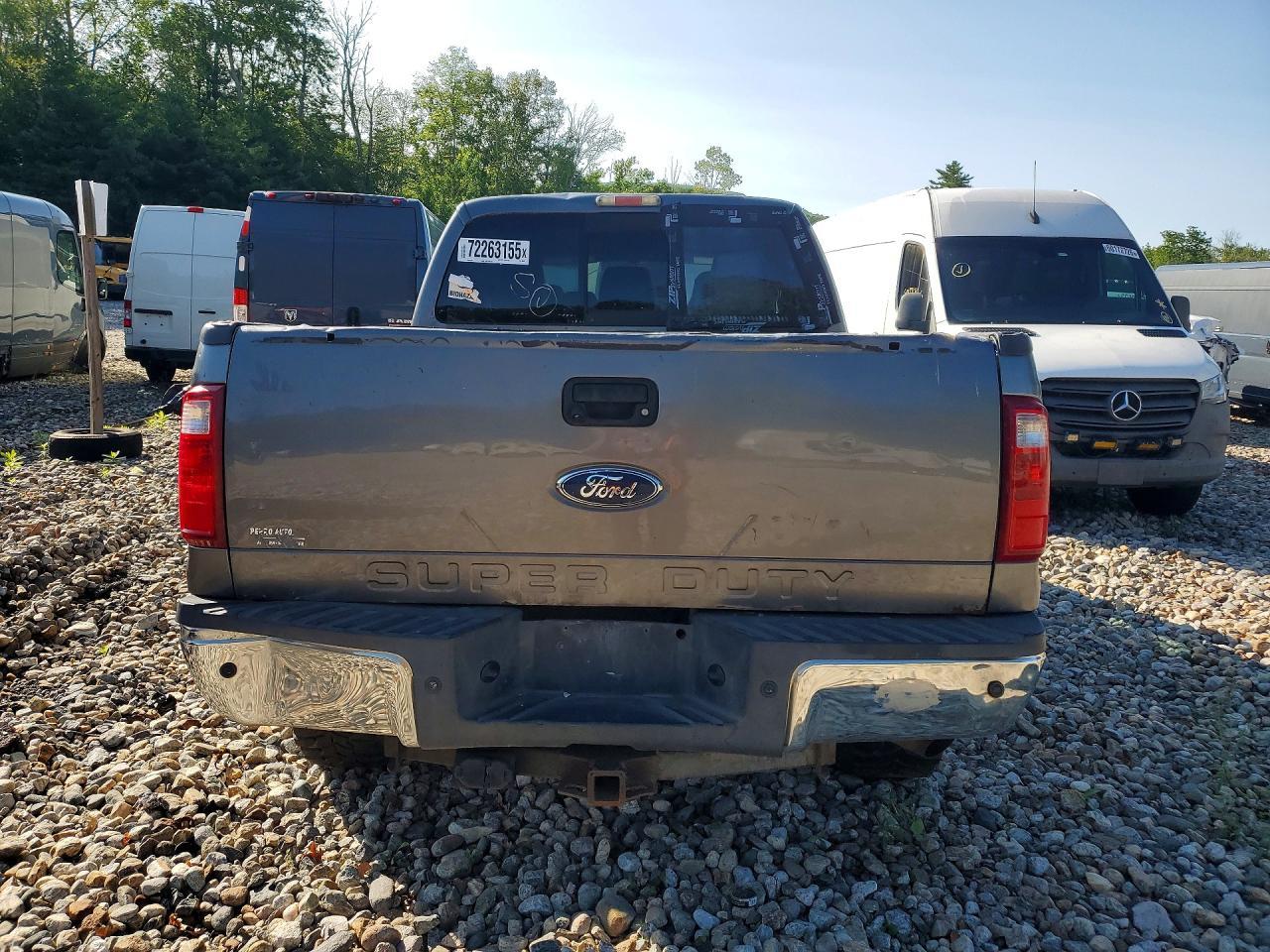 2011 Ford F350 Super Duty - Image 6