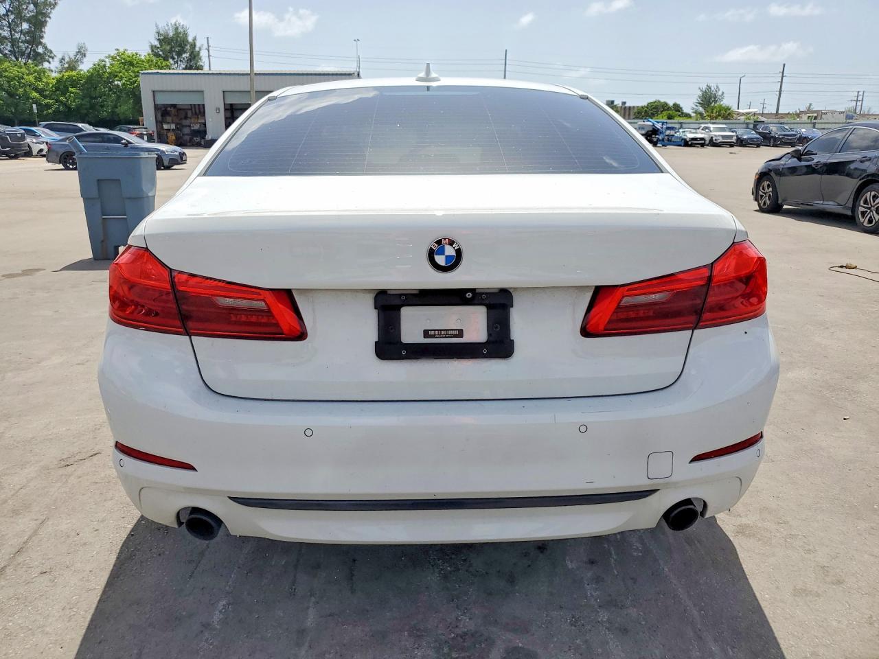 2017 BMW 530 I - Image 6