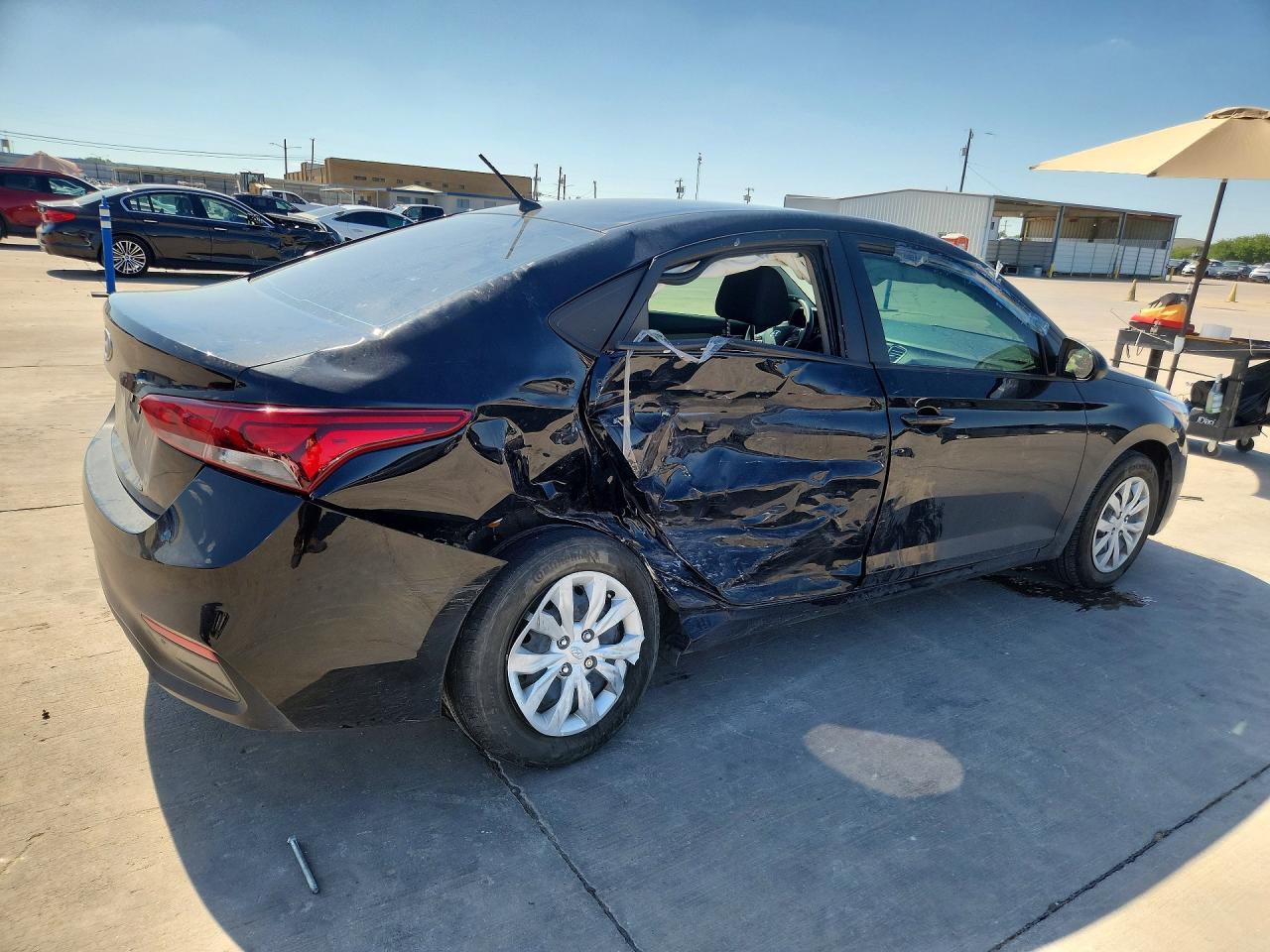 2022 Hyundai Accent Se - Фото 3