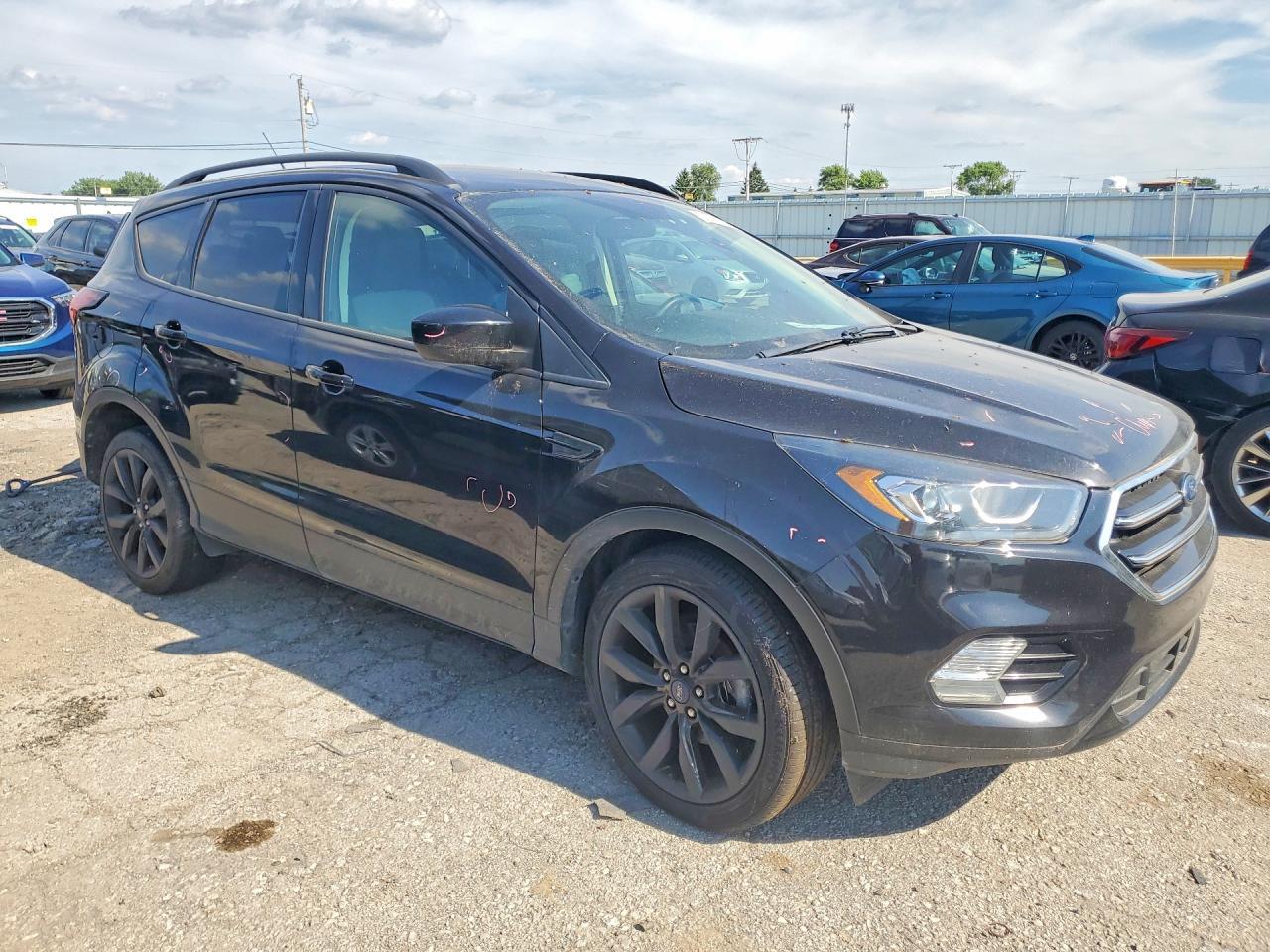 2019 Ford Escape Se - Фото 4