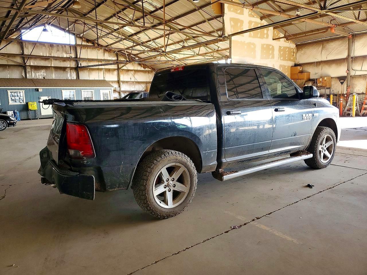 2016 Ram 1500 St - Image 3