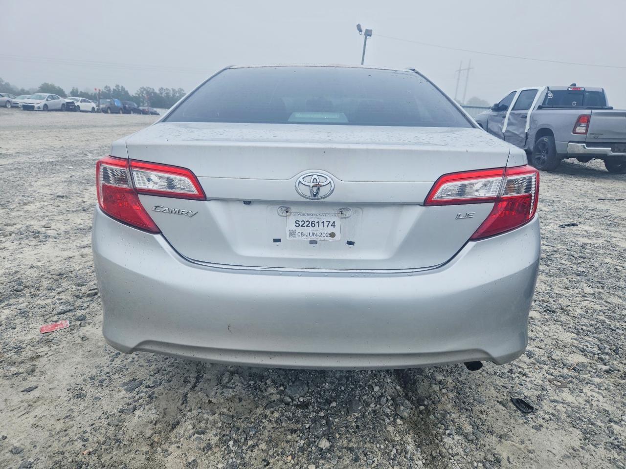 2014 Toyota Camry Le - Фото 6