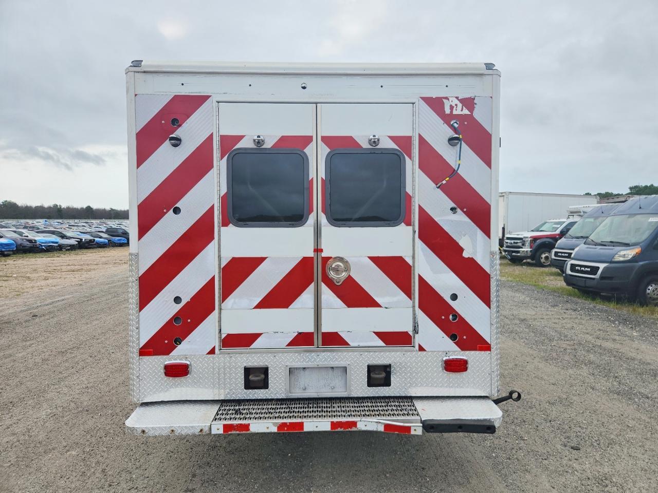 2021 Ford F550 Super Duty - Фото 6