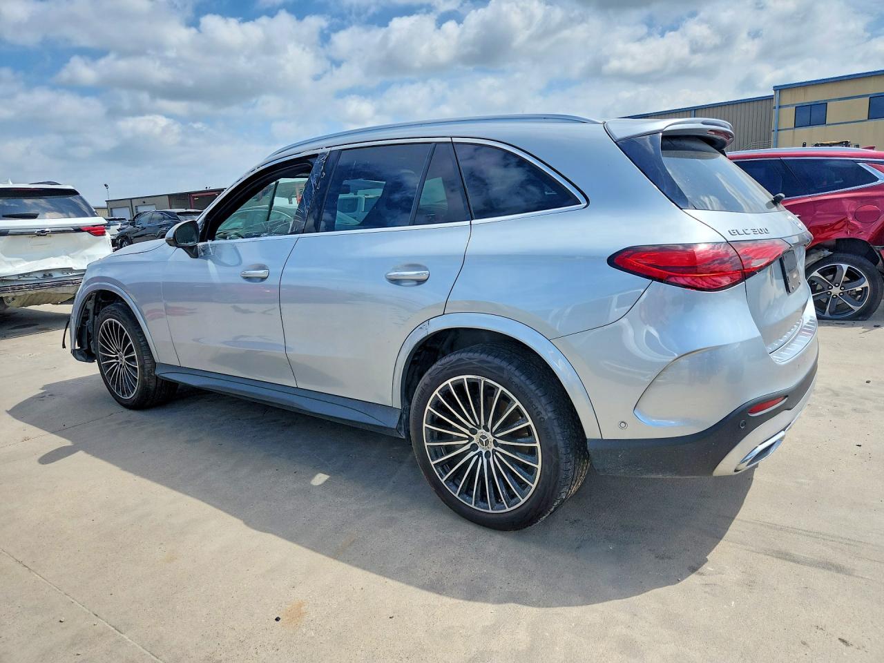 2023 Mercedes-Benz Glc 300 - Фото 2