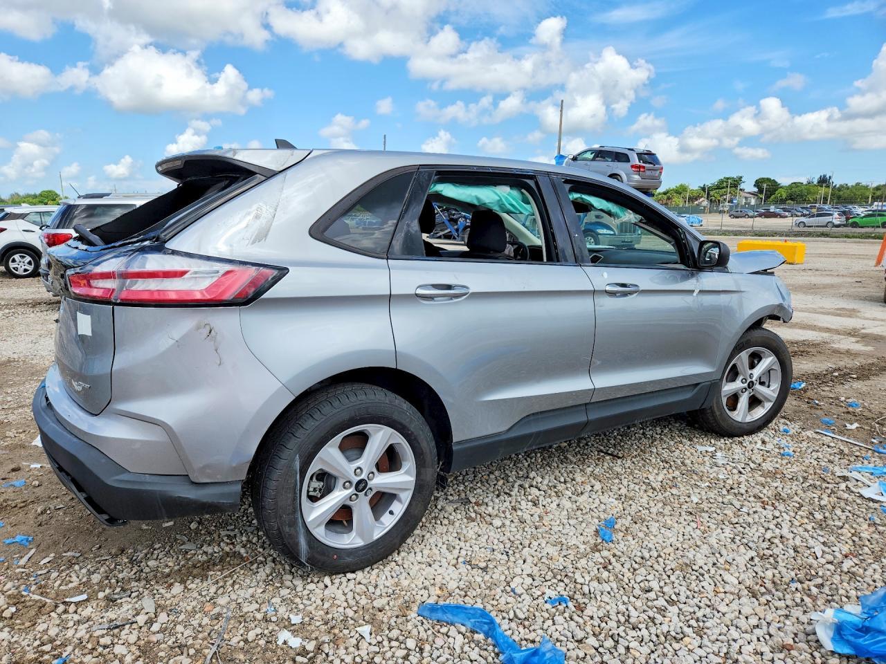 2024 Ford Edge Se - Фото 3