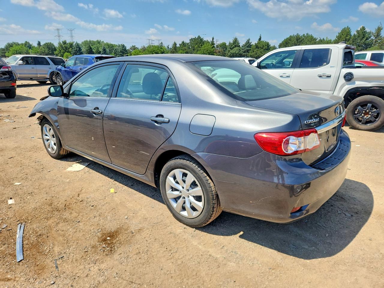 2013 Toyota Corolla Le - Фото 2