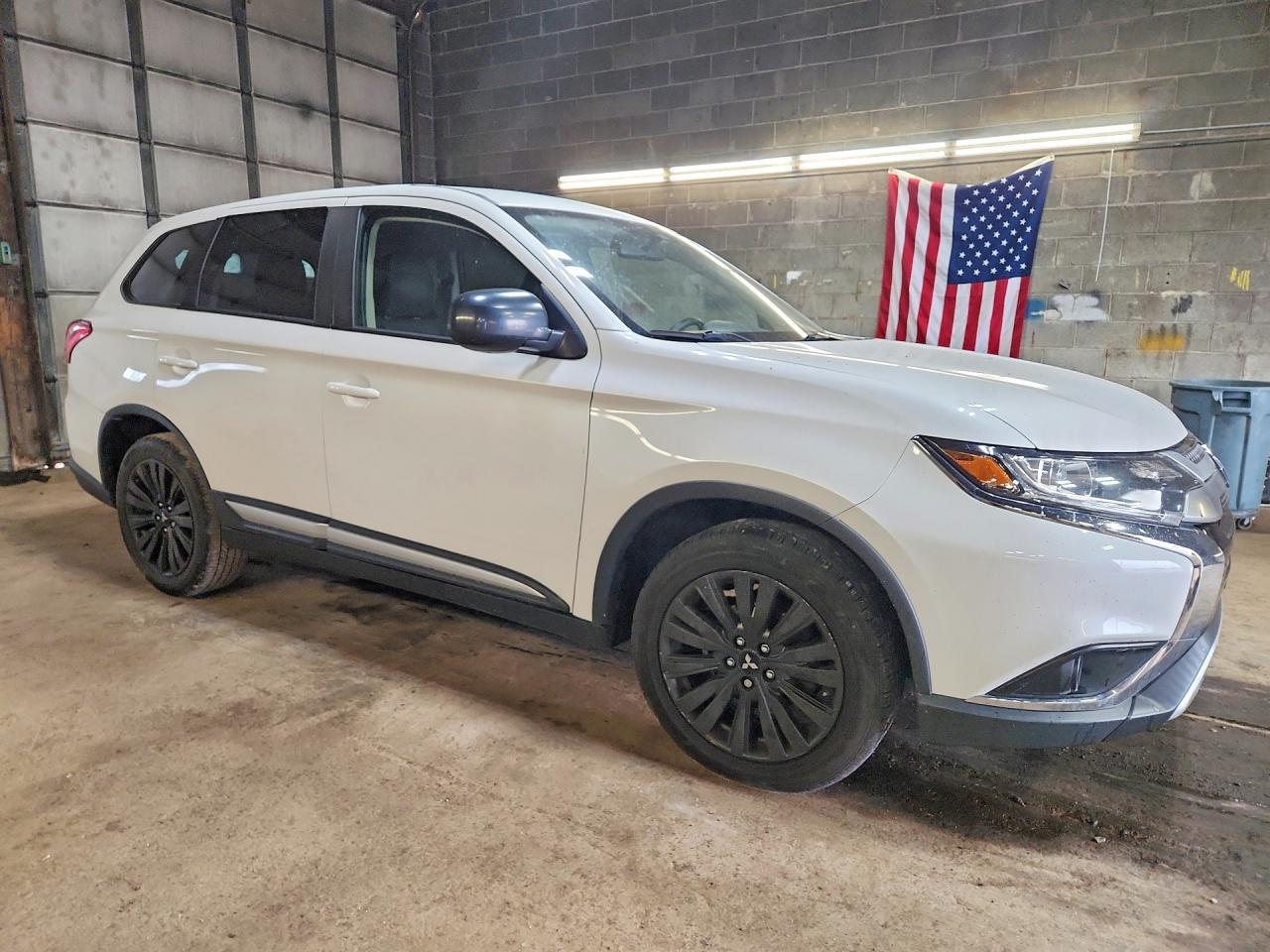 2019 Mitsubishi Outlander Se - Image 4