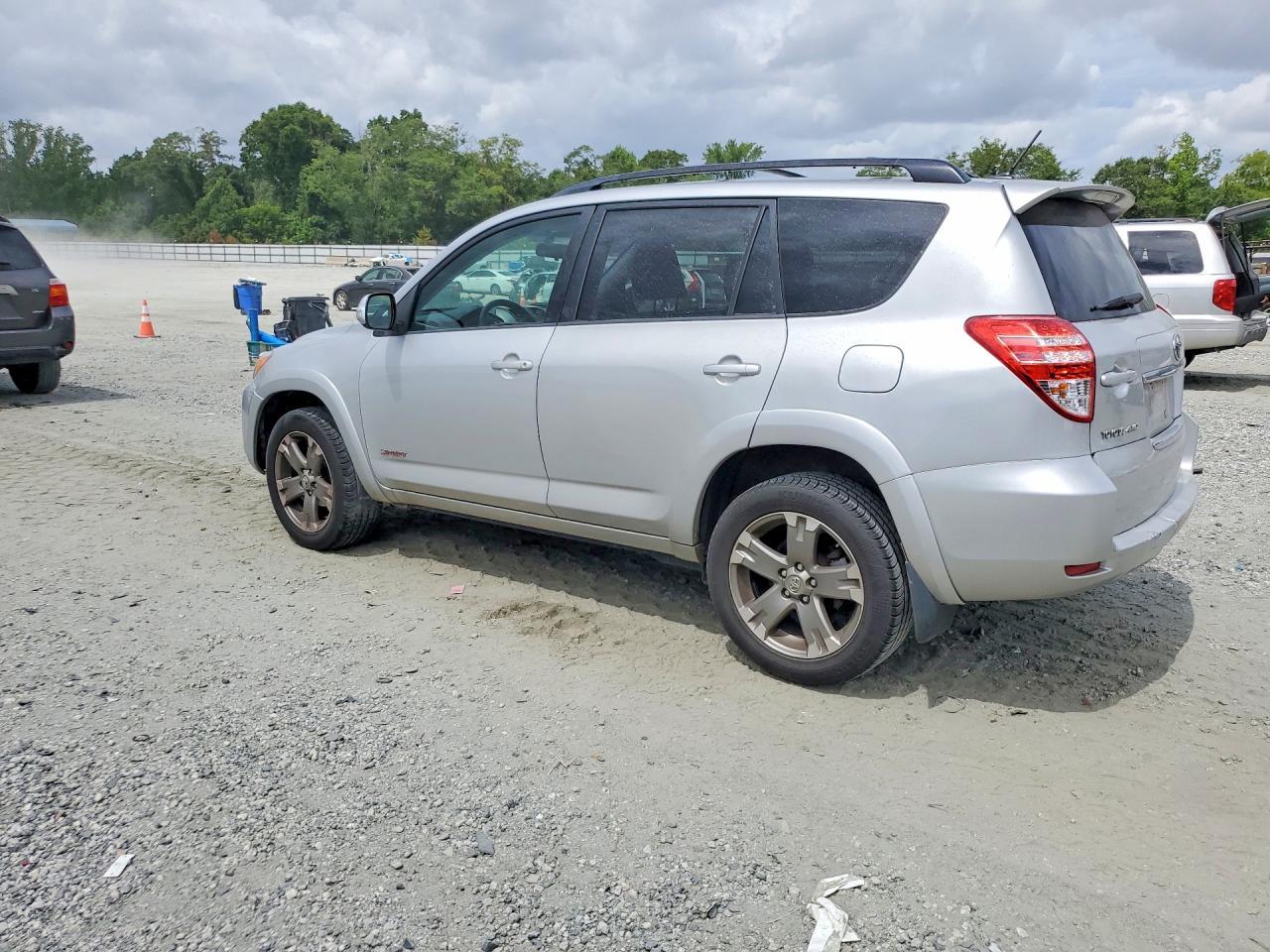 2010 Toyota Rav4 Sport - Фото 2