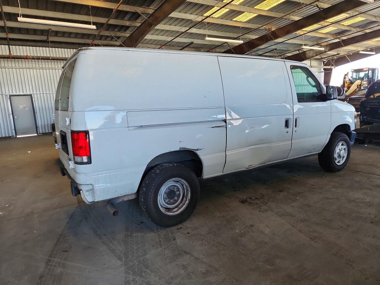 2014 Ford E250 Delivery Van - Фото 3