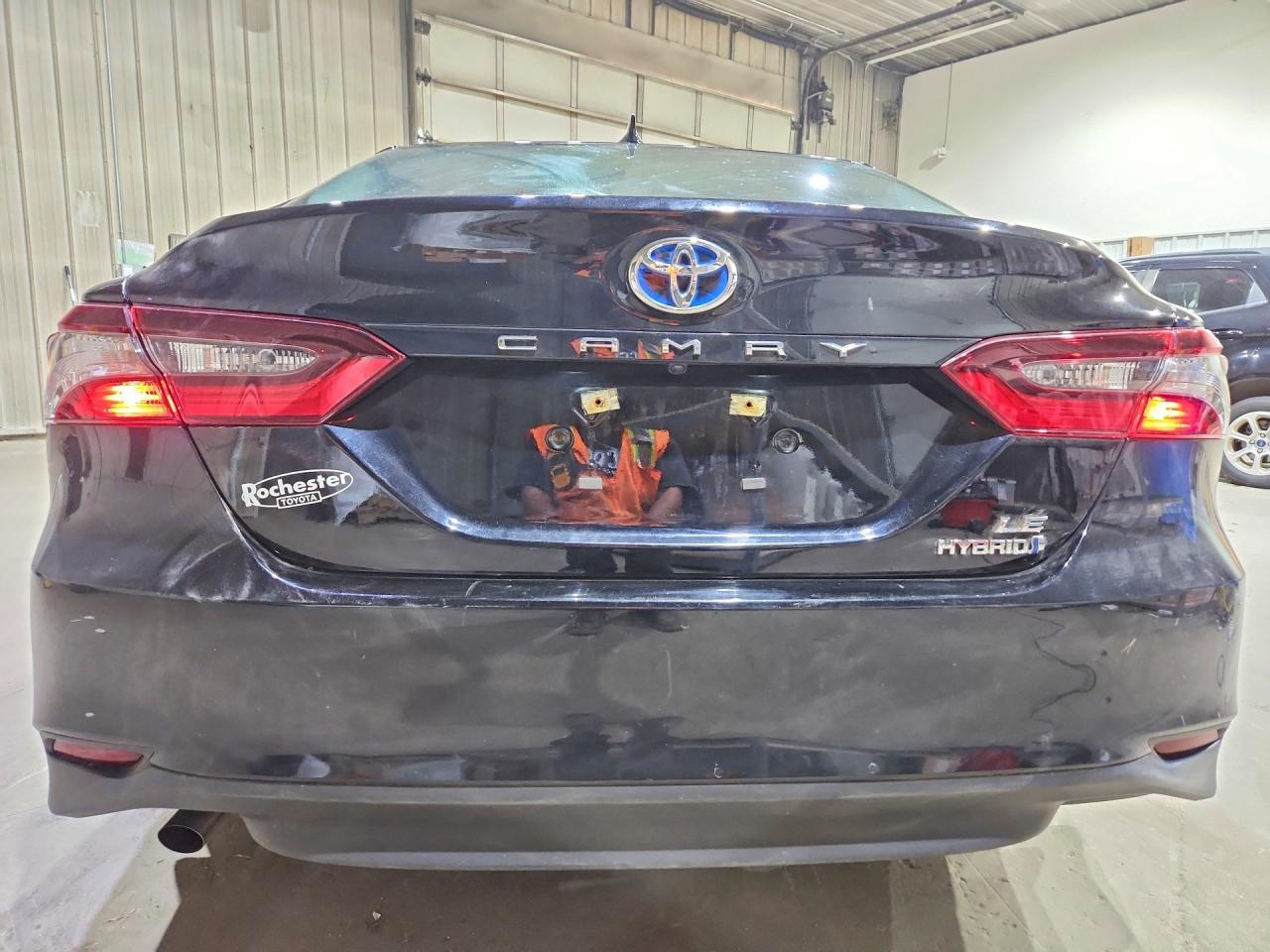 2023 Toyota Camry Le - Фото 6