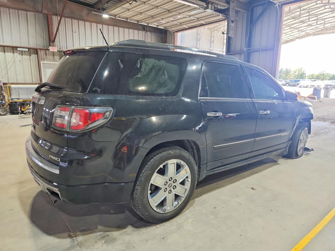2015 GMC Acadia Denali - Фото 3