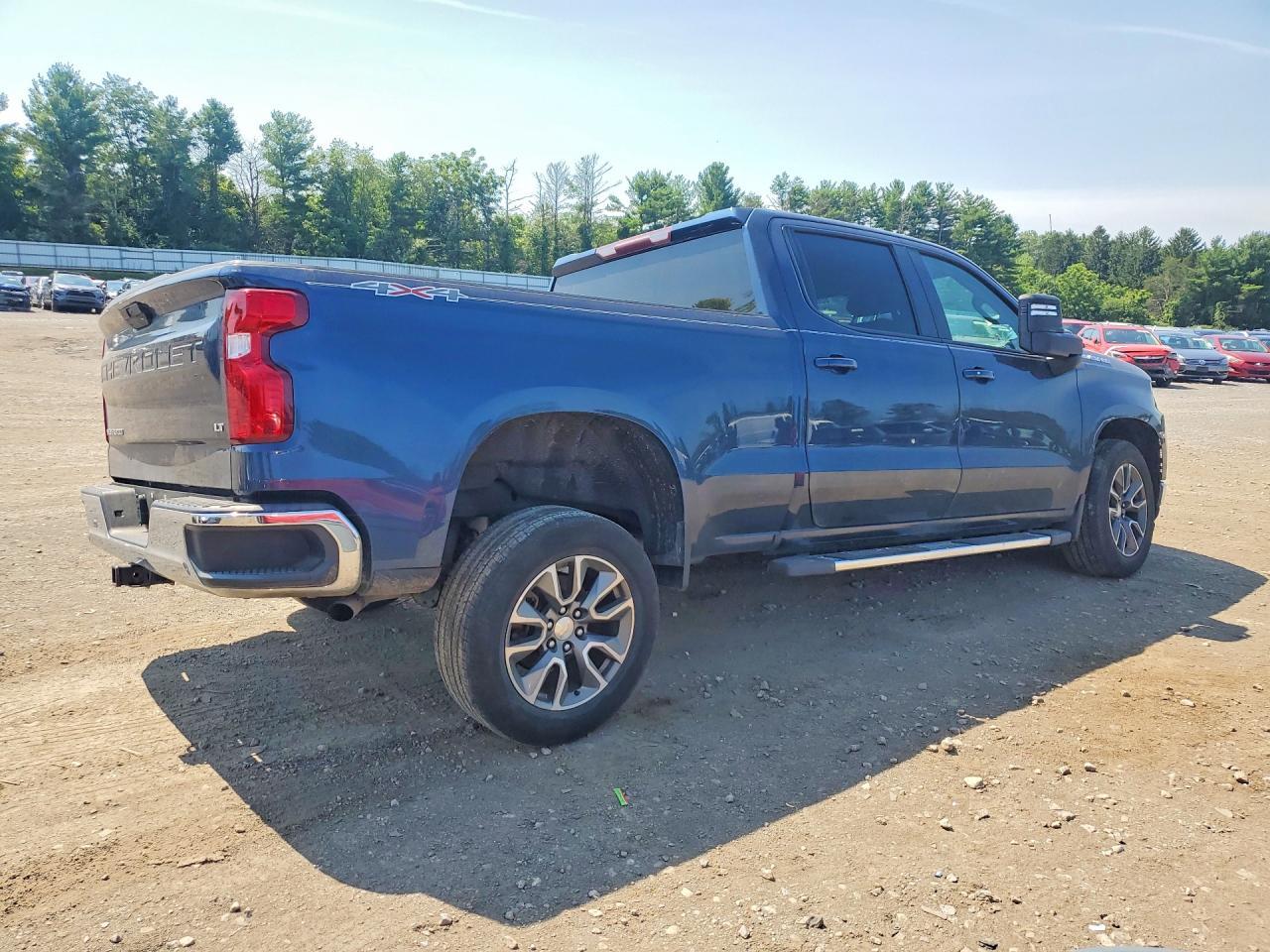 2020 Chevrolet Silverado K1500 Lt - Фото 3