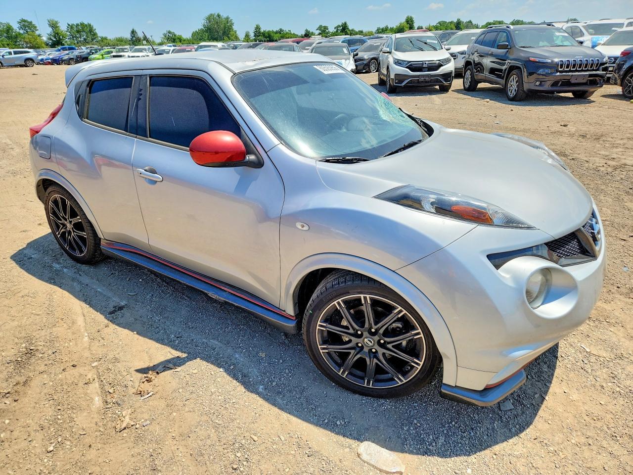2014 Nissan Juke S - Фото 4
