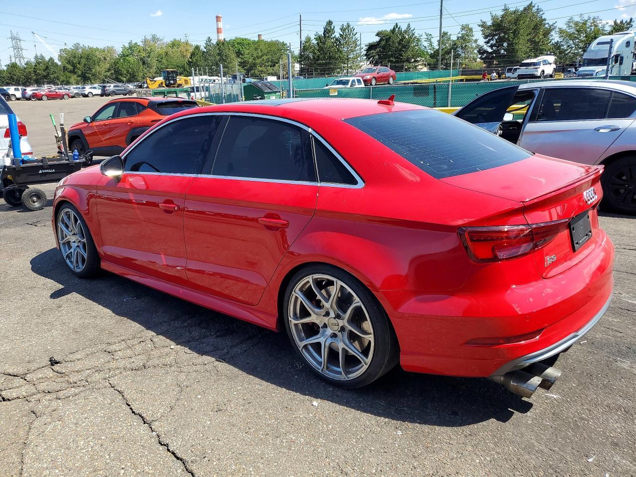 2017 Audi S3 Premium Plus - Фото 2