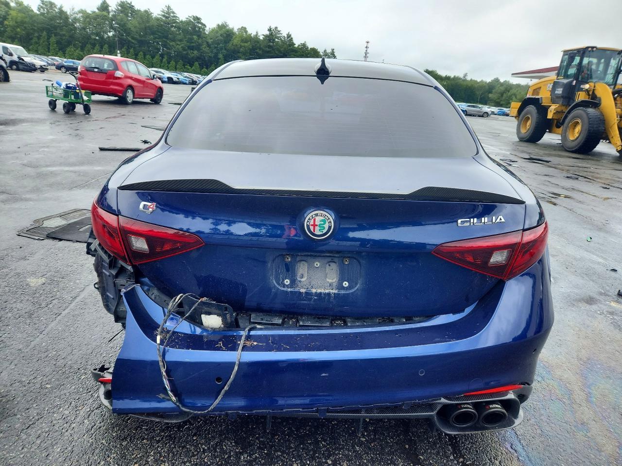 2019 Alfa Romeo Giulia - Image 6