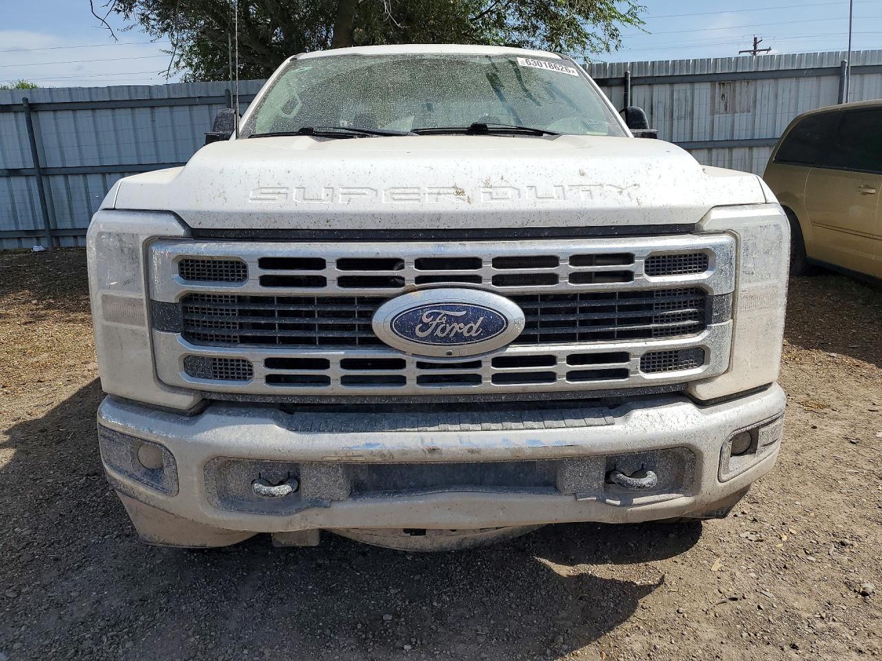 2024 Ford F250 Super Duty - Фото 5