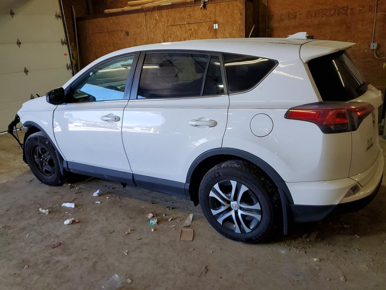 2018 Toyota Rav4 Le - Image 2