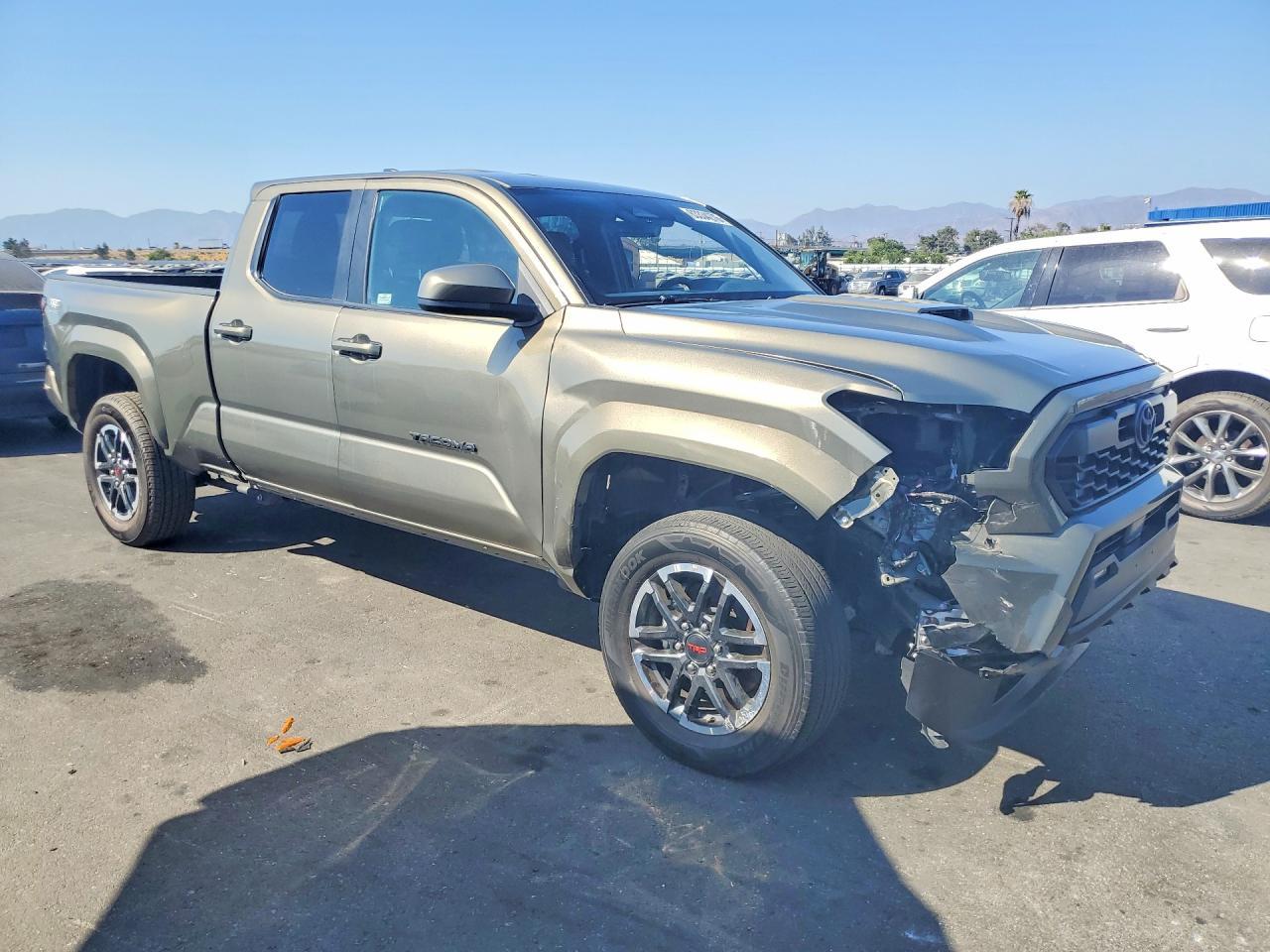 2025 Toyota Tacoma Trd Sport - Image 4