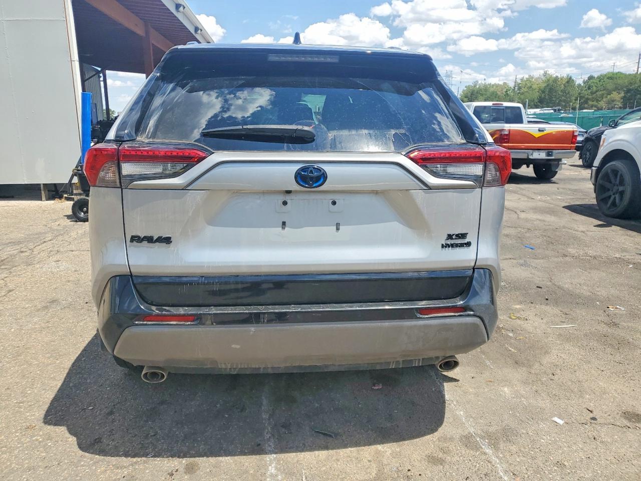 2020 Toyota Rav4 Xse - Image 6