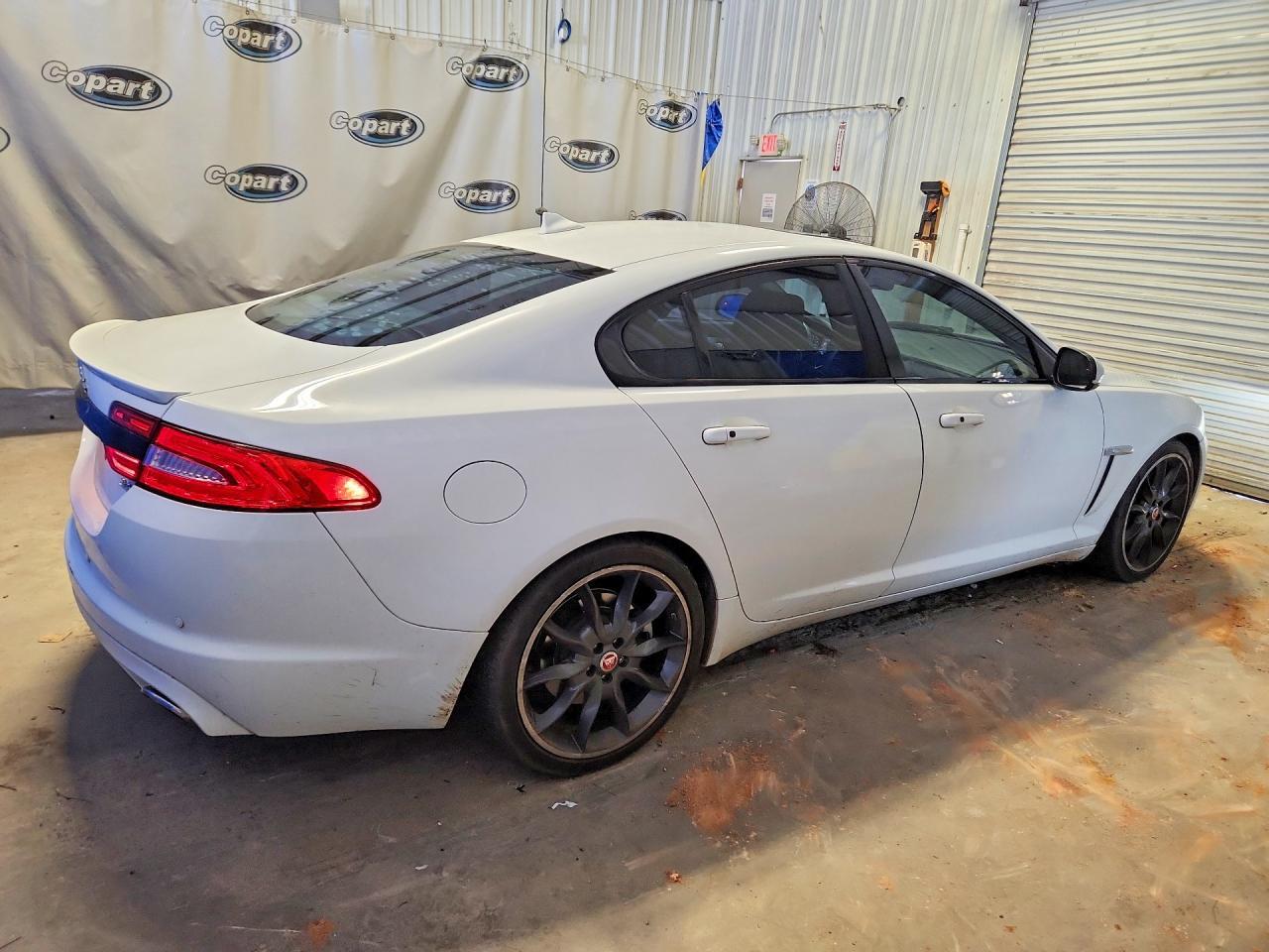 2015 Jaguar Xf 3.0 Sport - Image 3