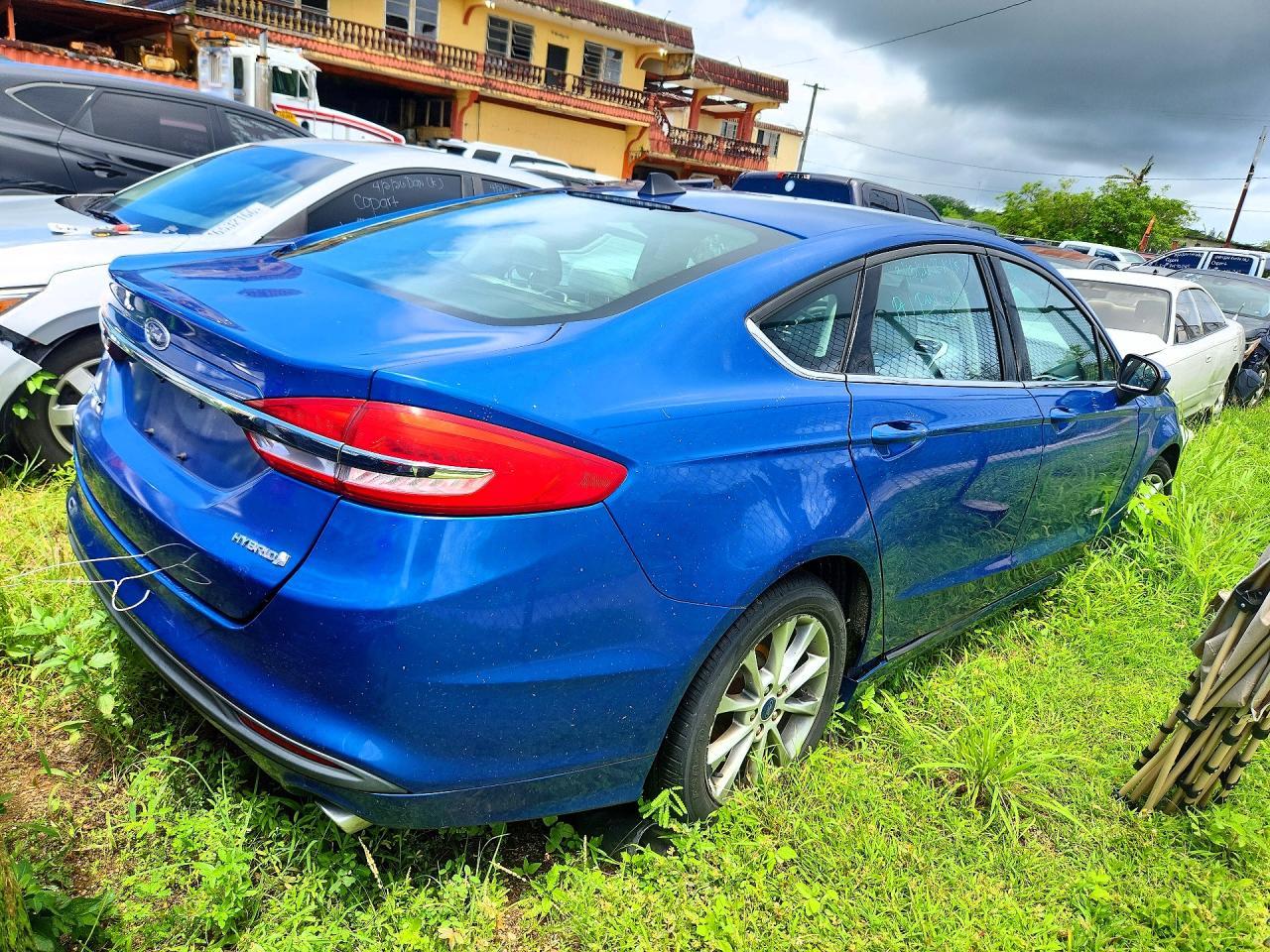 2017 Ford Fusion S Hybrid - Фото 3