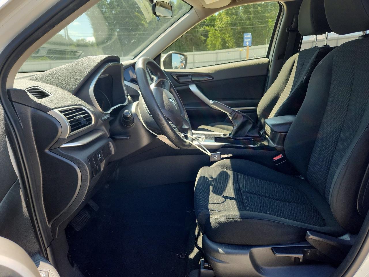 2019 Mitsubishi Eclipse Cross Es - Фото 7