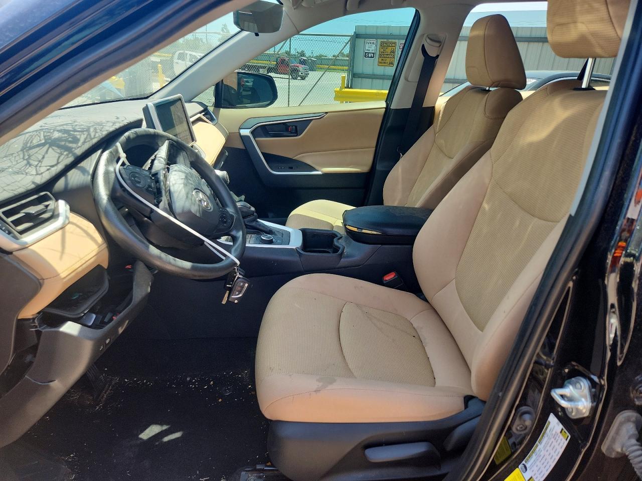 2024 Toyota Rav4 Le - Фото 7