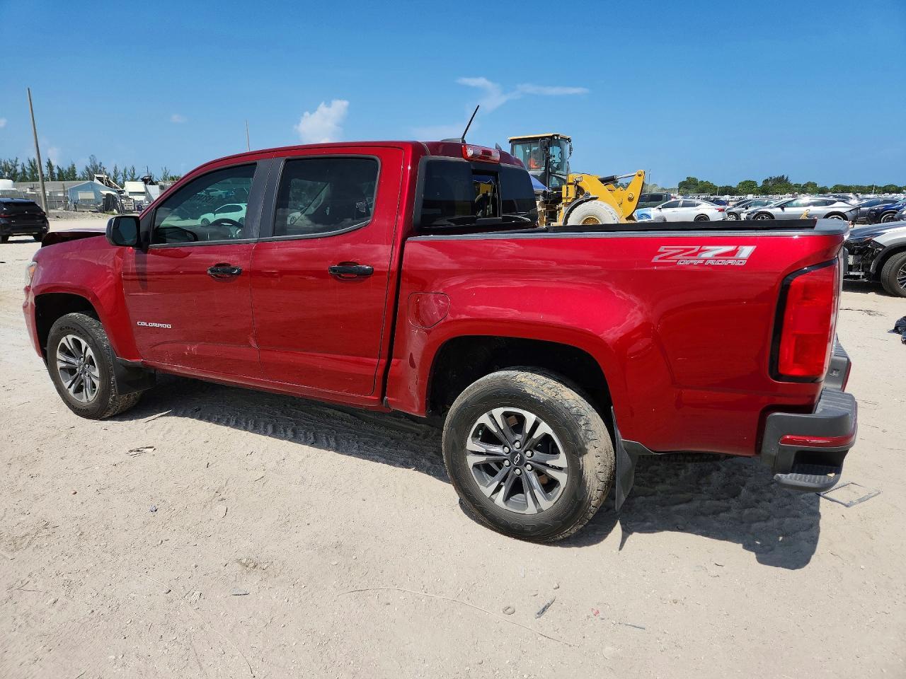 2021 Chevrolet Colorado Z71 - Фото 2