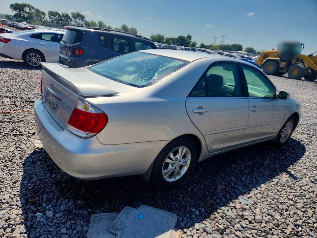 2005 Toyota Camry Le V6 - Image 3