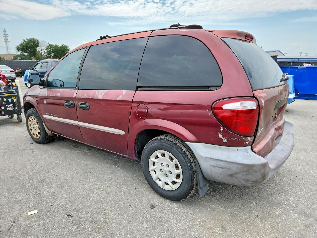 2001 Chrysler Voyager - Фото 2