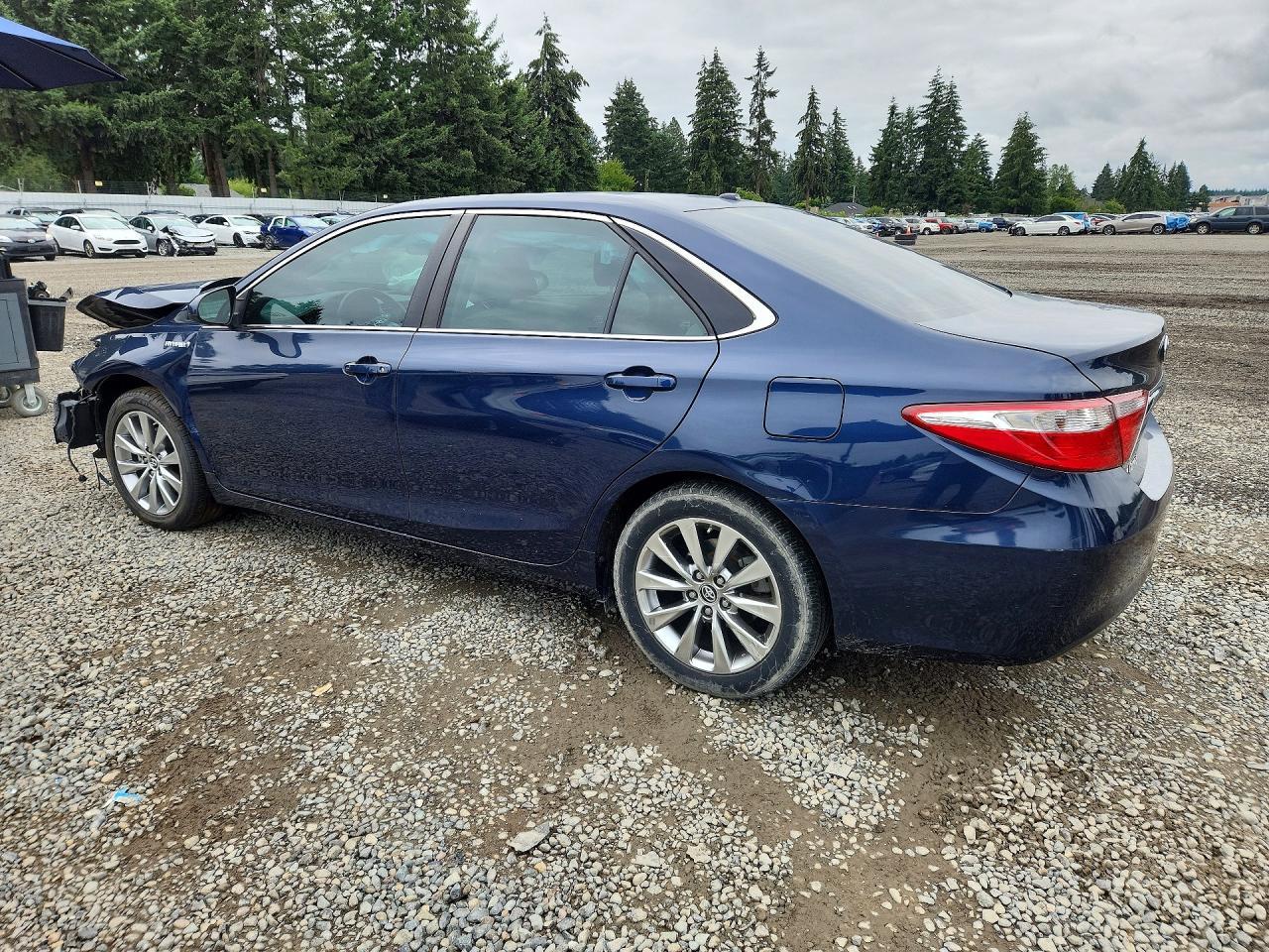 2015 Toyota Camry Hybrid Xle - Фото 2