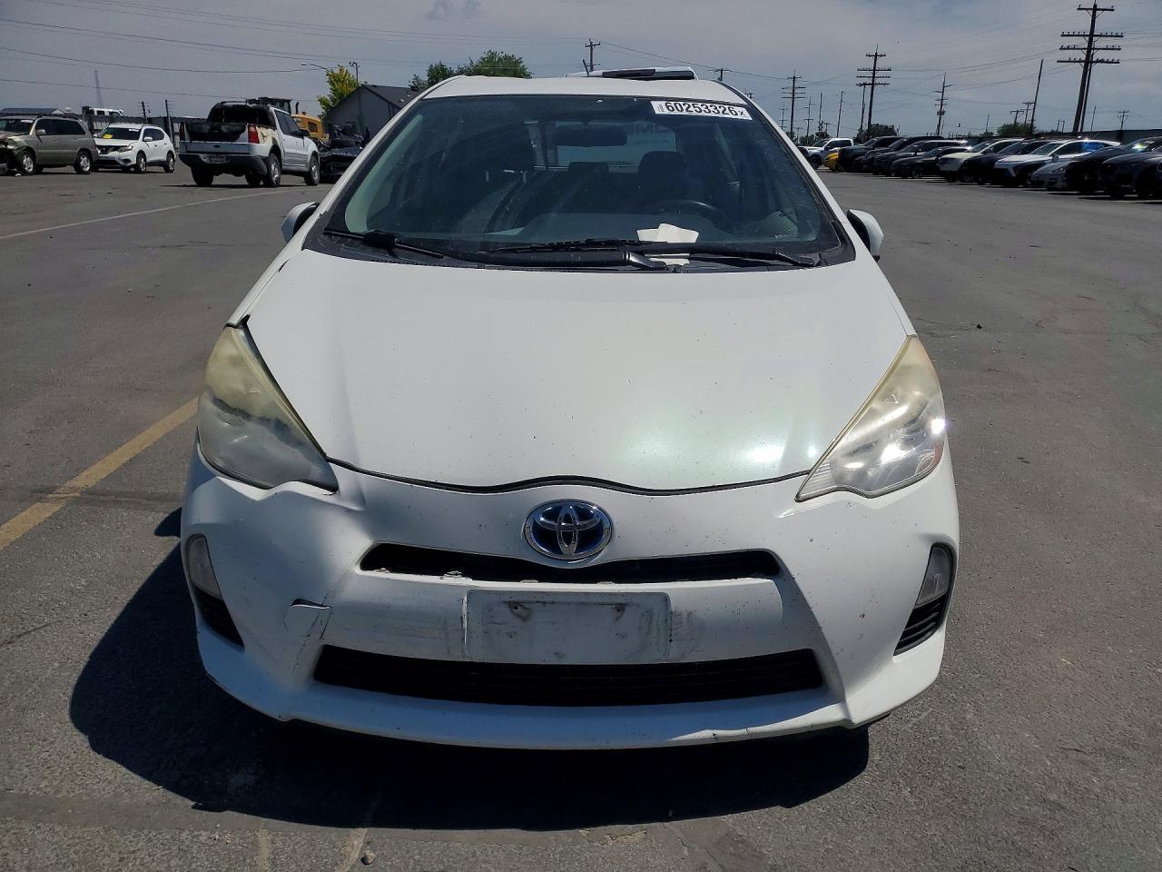 2012 Toyota Prius C Two - Фото 5