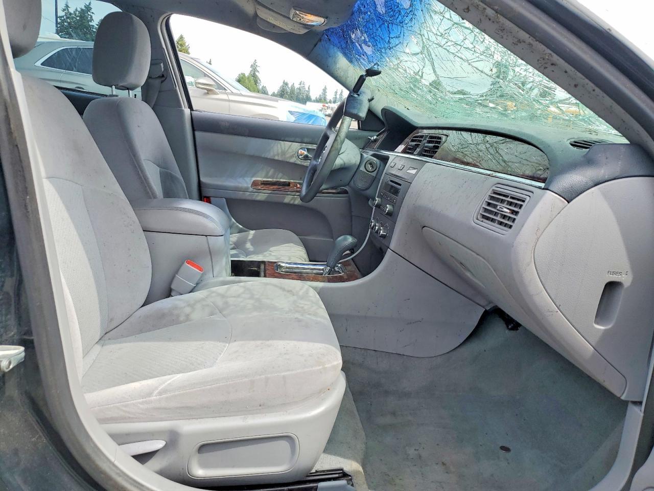 2007 Buick Lacrosse Cx - Image 7