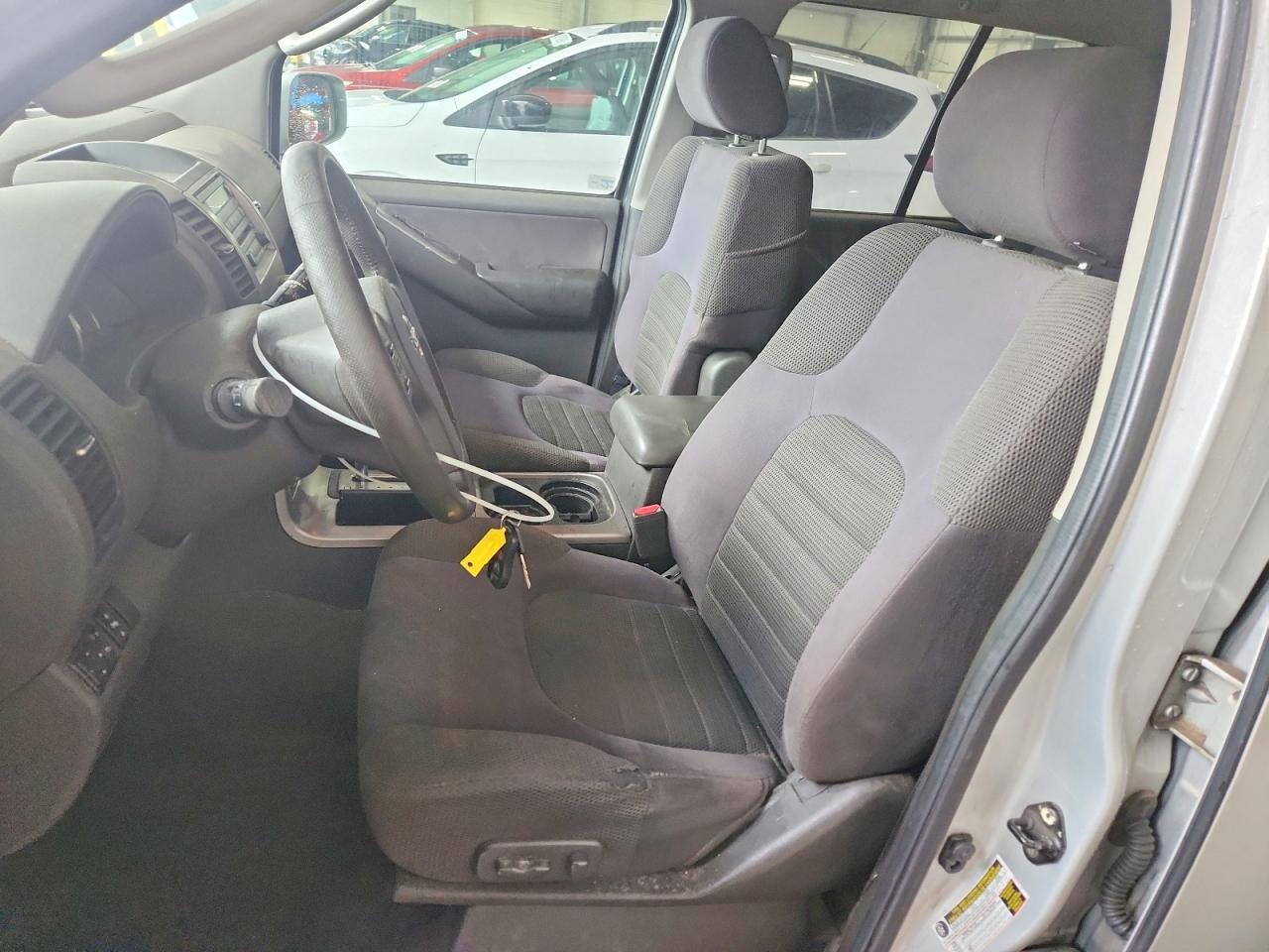 2005 Nissan Pathfinder Xe - Фото 7