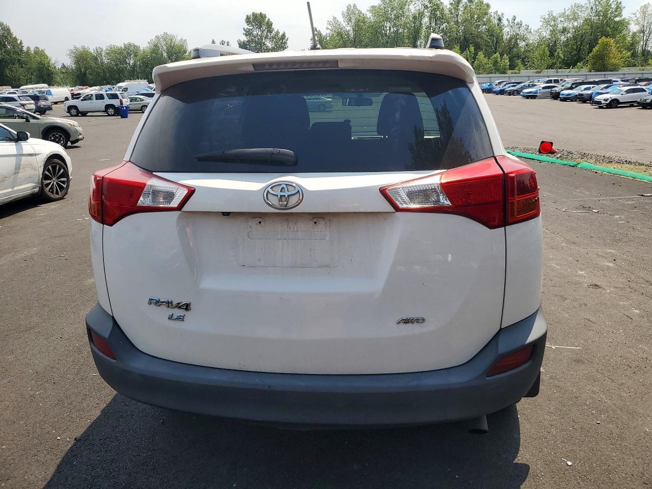 2013 Toyota Rav4 Le - Image 6