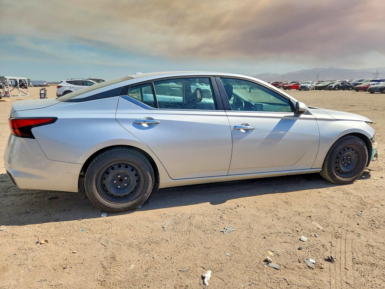 2020 Nissan Altima S - Фото 3