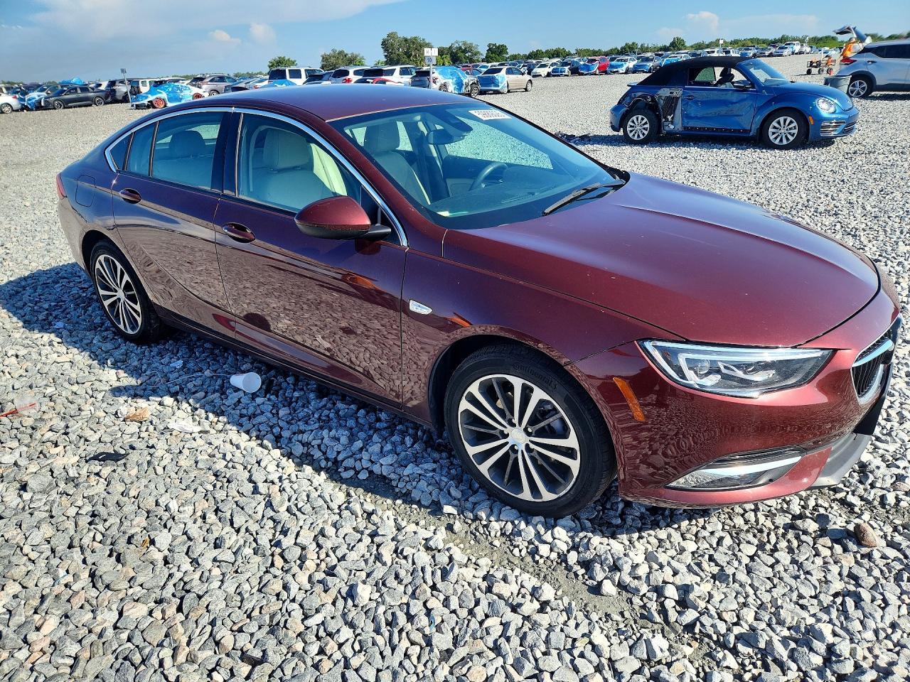 2019 Buick Regal Essence - Image 4