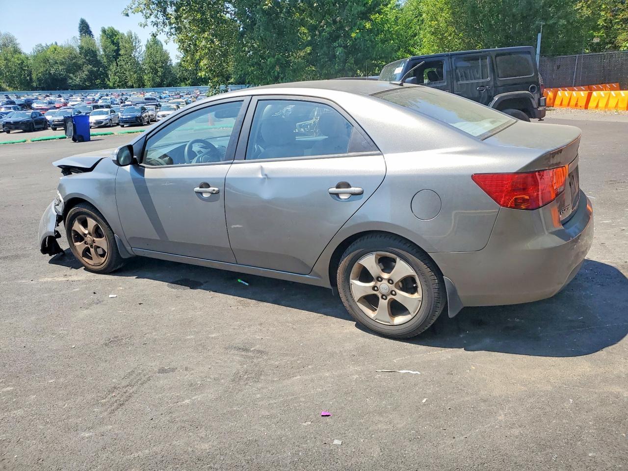 2010 Kia Forte Ex - Image 2