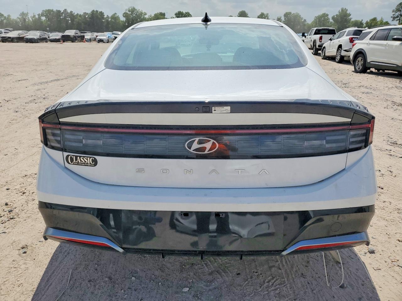 2025 Hyundai Sonata Sel - Image 6