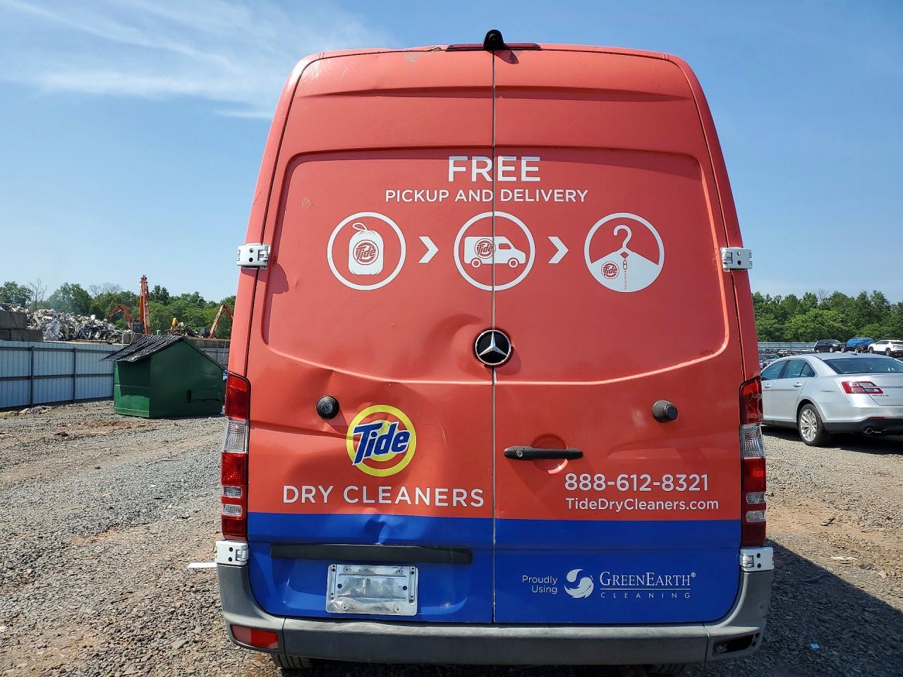 2015 Mercedes-Benz Sprinter 2500 Delivery Van - Фото 6