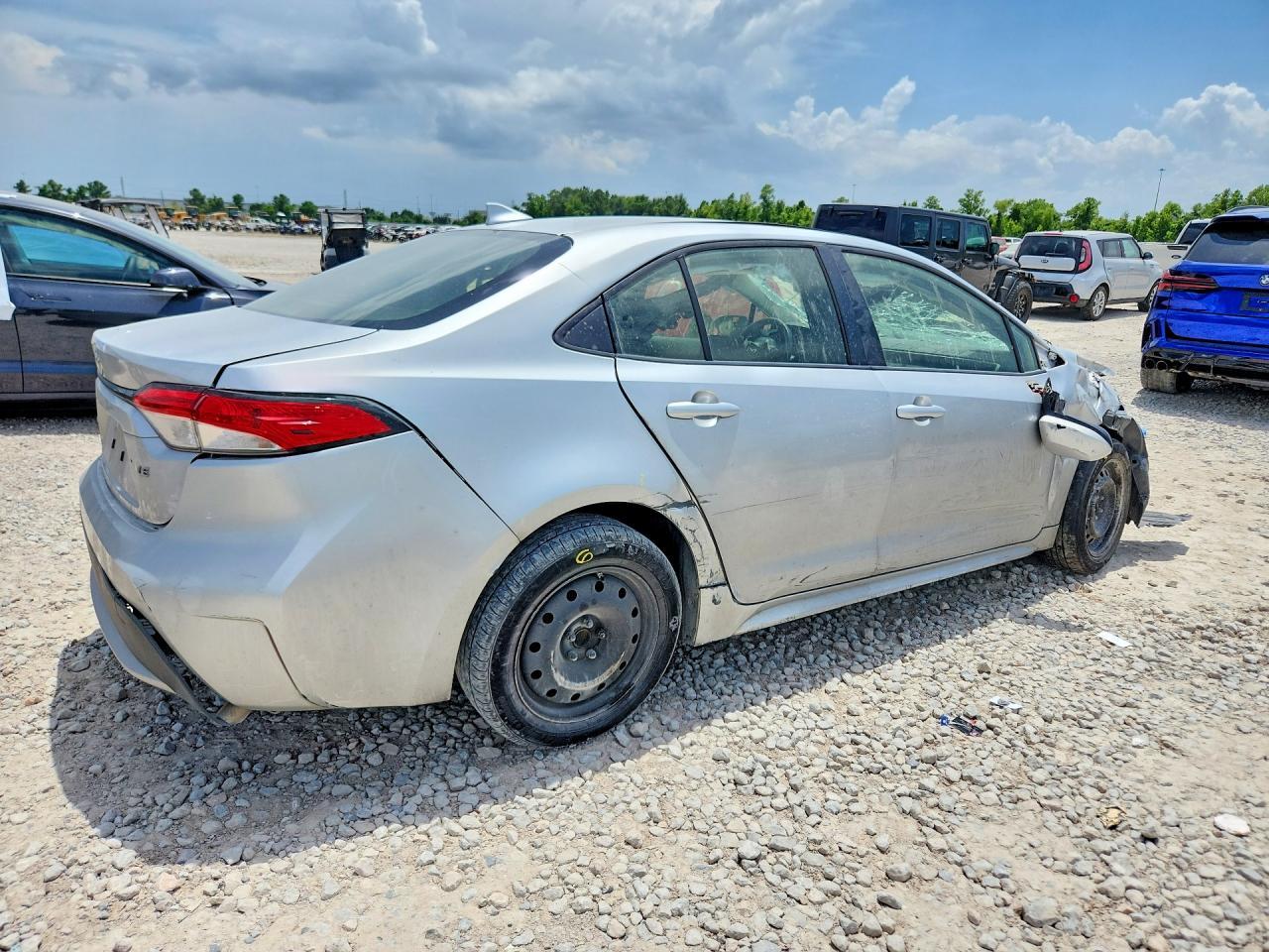 2020 Toyota Corolla Le - Image 3