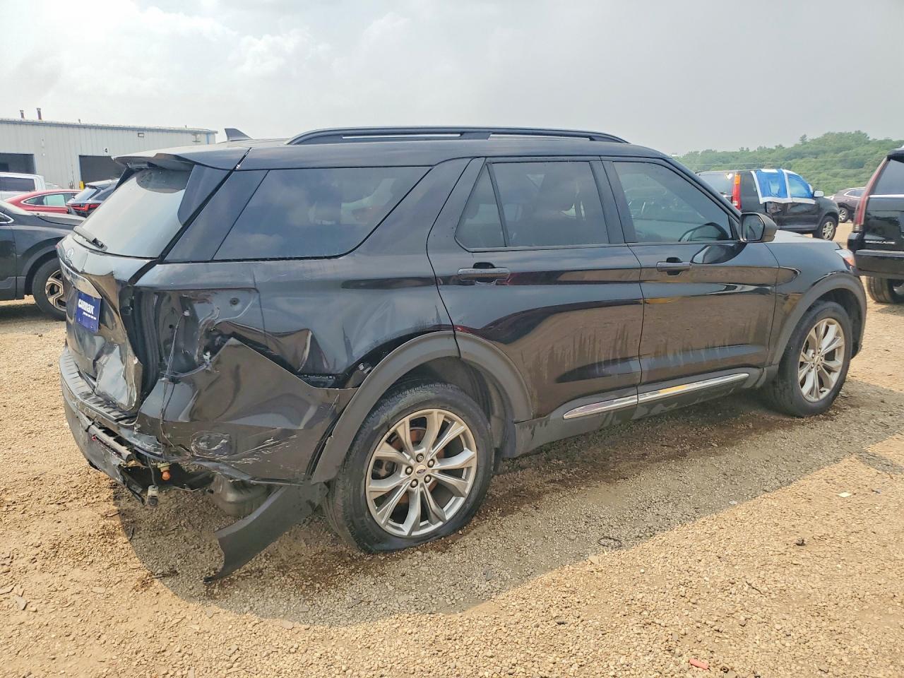 2021 Ford Explorer Xlt - Фото 3