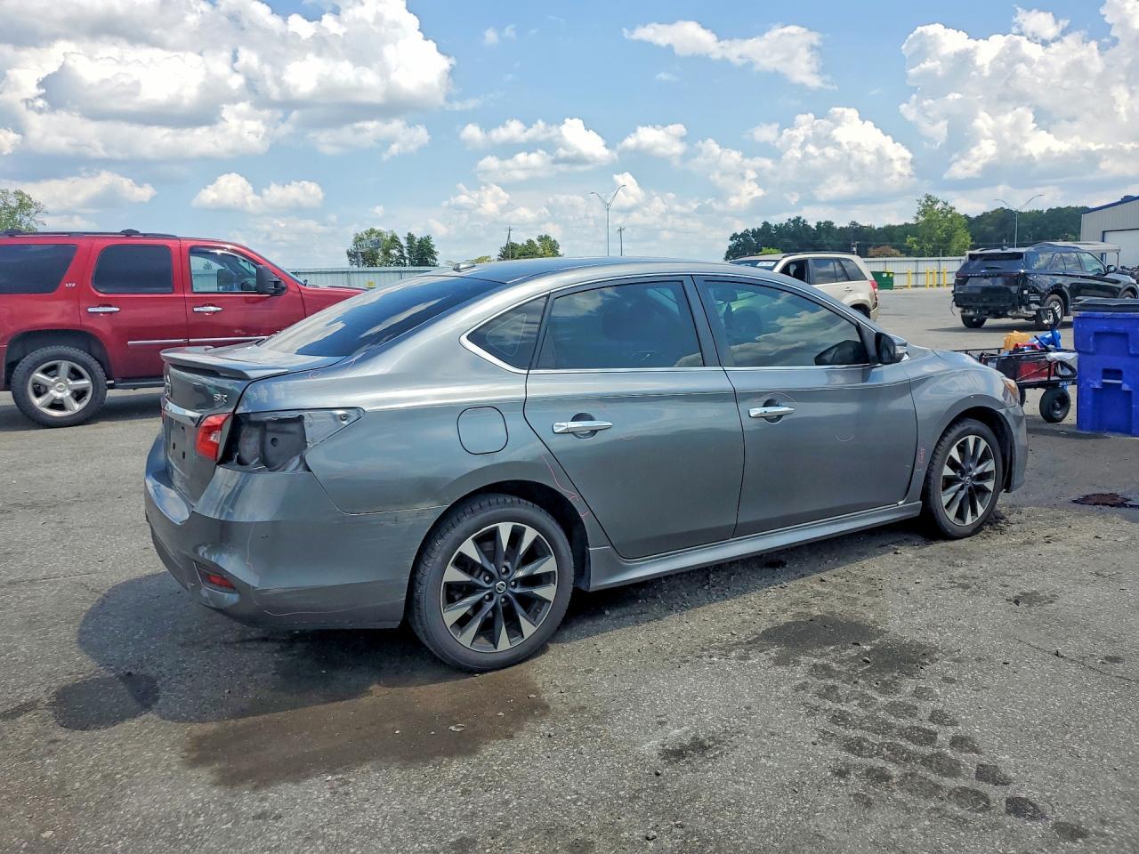 2019 Nissan Sentra Sr - Фото 3