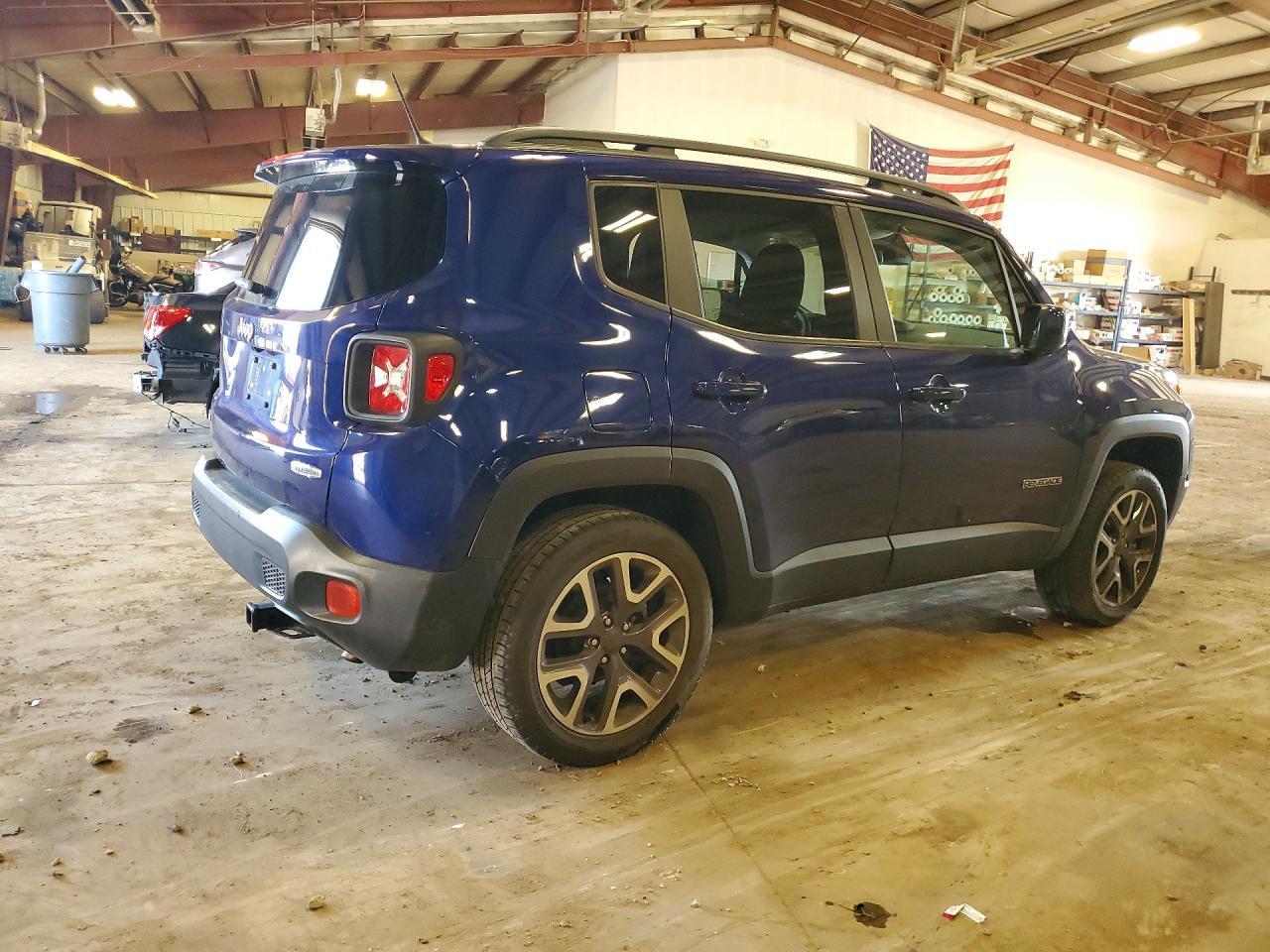 2016 Jeep Renegade Latitude - Фото 3