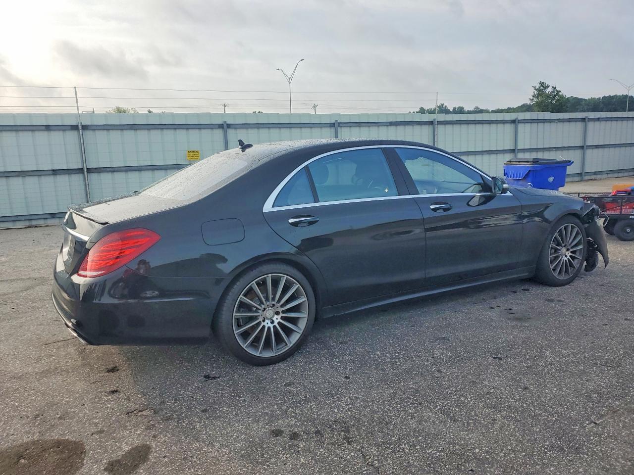 2015 Mercedes-Benz S 550 - Фото 3