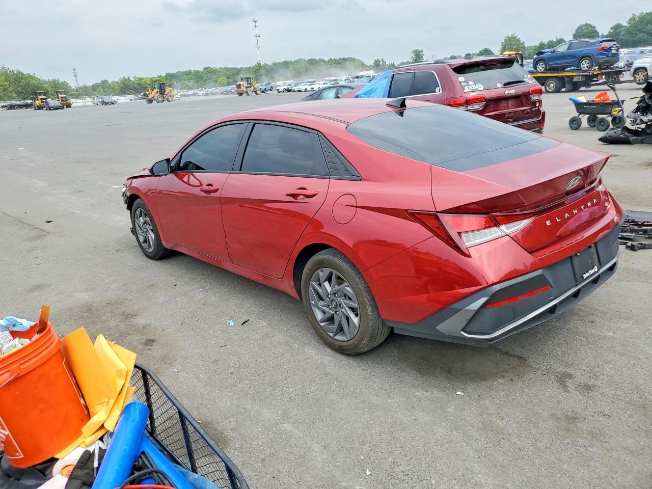 2024 Hyundai Elantra Sel - Image 2