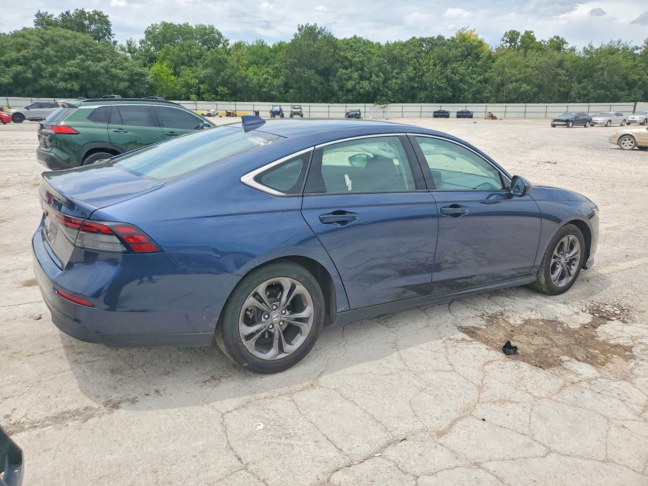 2023 Honda Accord Ex - Фото 3